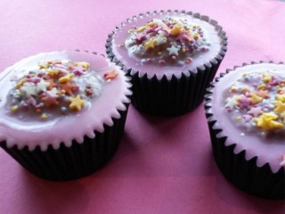 Easy virtually fat-free cupcakes!