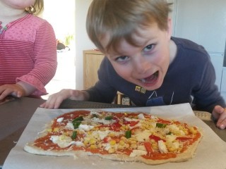Super-healthy homemade pizza